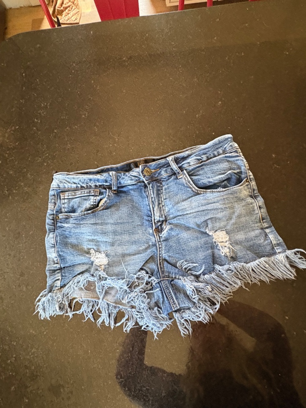 L&B Distressed Denim Shorts - Picture 6 of 10